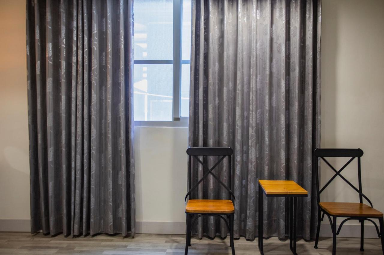 Moment Inn Tainan Exterior photo