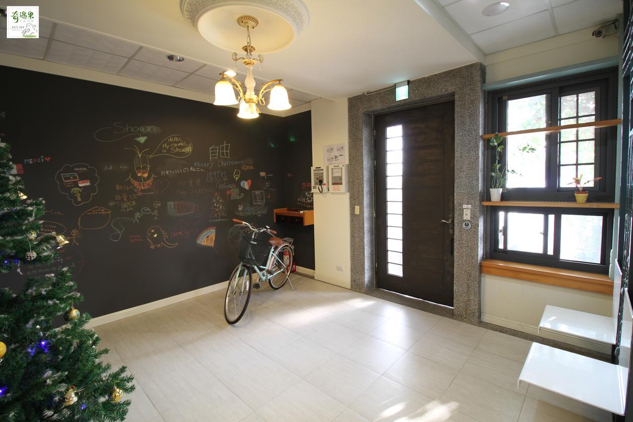 Moment Inn Tainan Exterior photo